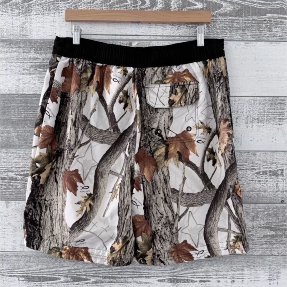 Legendary Whitetails Gods Country Camo Pattern Lined Swim Trunks Size Large - Picture 2 of 8